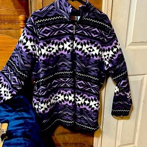 Beautiful sipper Aztec style pullover with pockets.. Never worn..